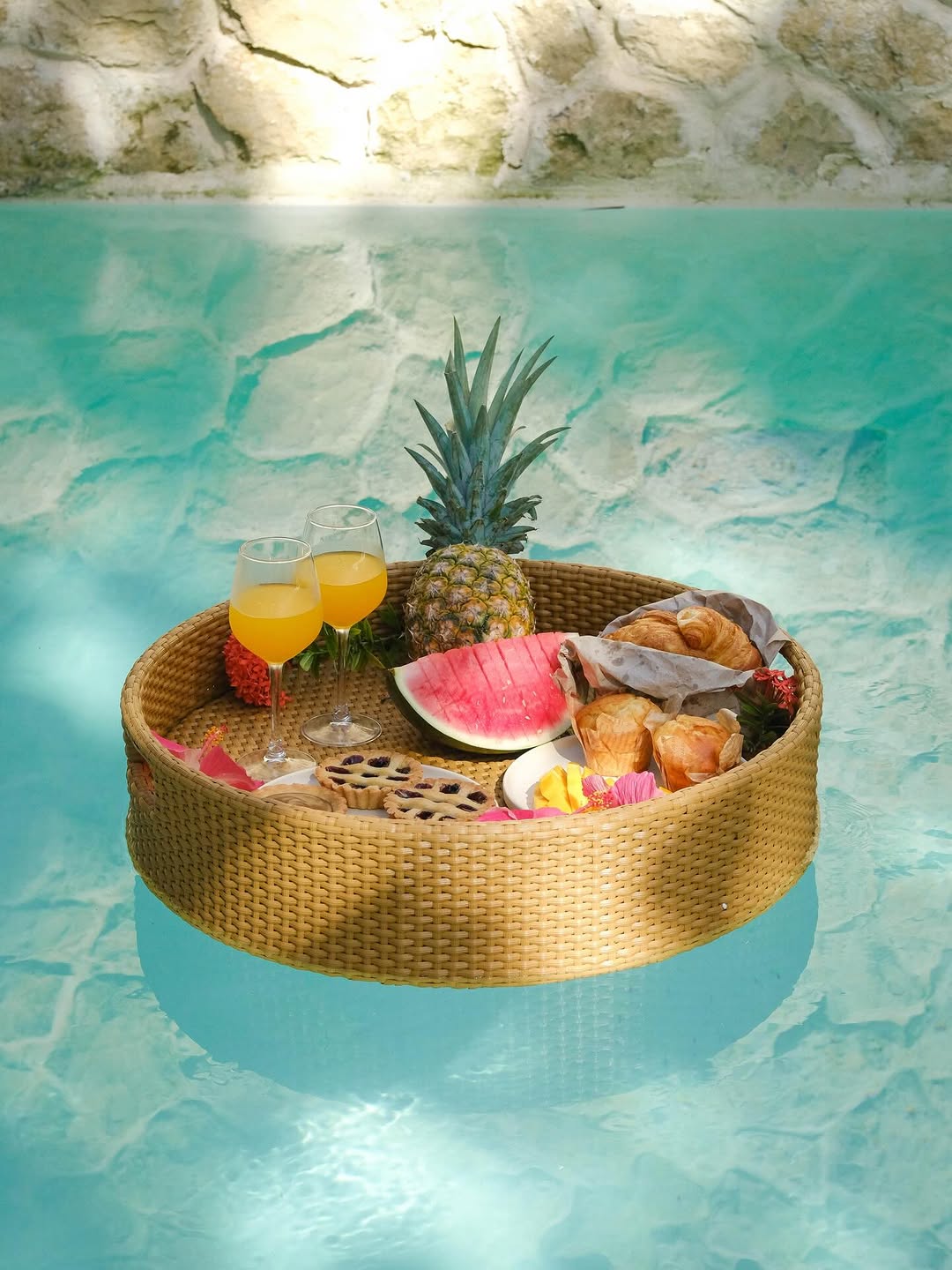 Nala Villas — golden hour dining, island's freshest flavours