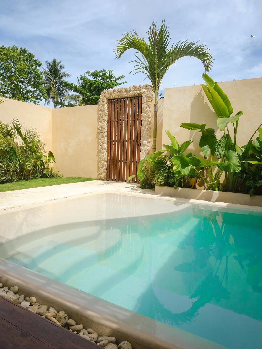 Nala Villas — afternoon by the pool, doing absolutely nothing